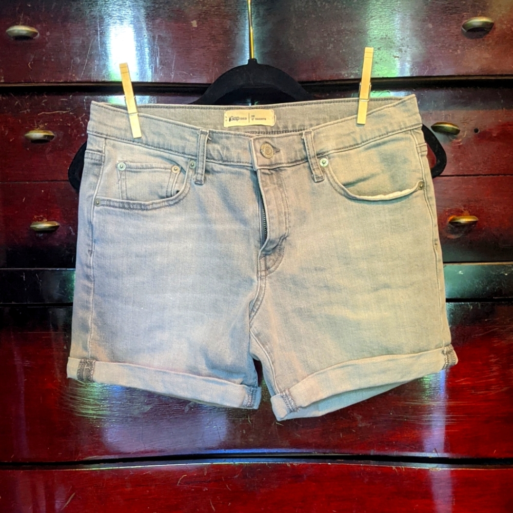 GAP Shorts